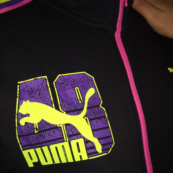 SOLD! Puma Sweat Jacket - Picture 2 of 4