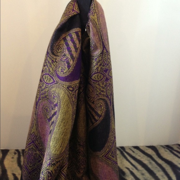 Beautiful Fall Pashmina Scarf