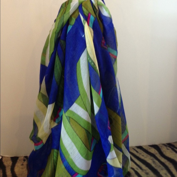 Beautiful Fashion Scarf