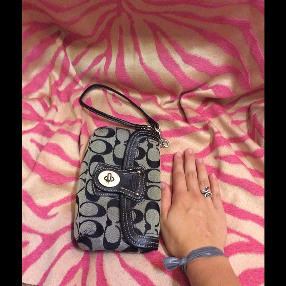 Signature Coach Wristlet - Picture 4 of 4