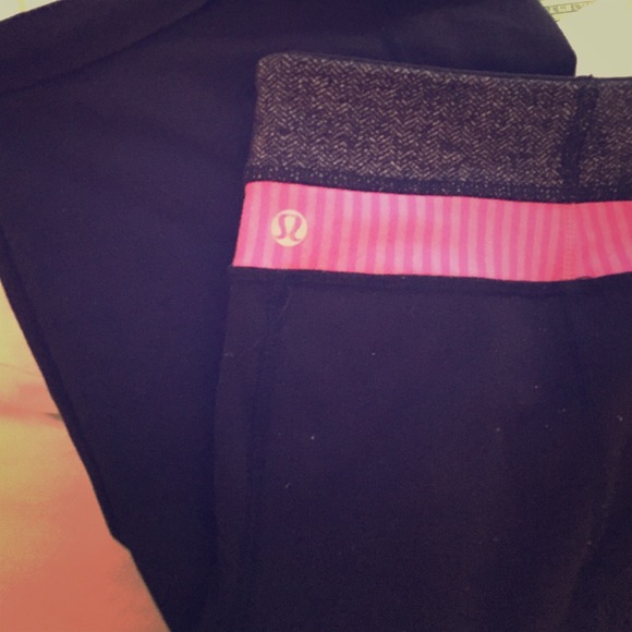 Lululemon purple groove pants!
