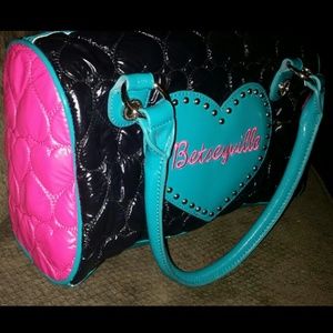 Betseyville Handbag