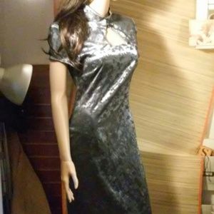 ORIENTAL SILVER/ GRAY DRESS