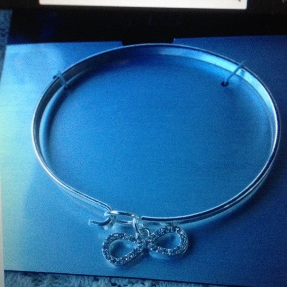 Bundle for rainbows1 💐