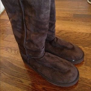 Brown Winter Boots (fake Uggs)
