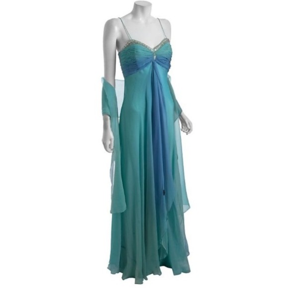 Additional picture of Badgley Mischka gown - Sz4&6. Price is for ONE gown.