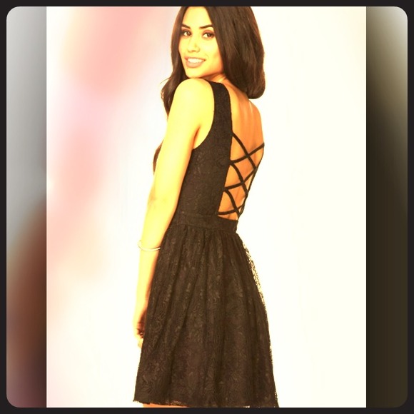 NWT Forever 21 lace little black dress