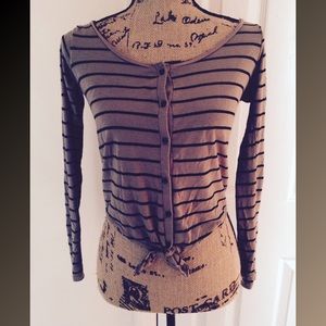 🎀H&M STRIPPED TIE KNOT TOP