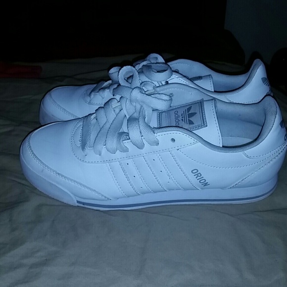 Adidas Orion Sneakers Size 9
