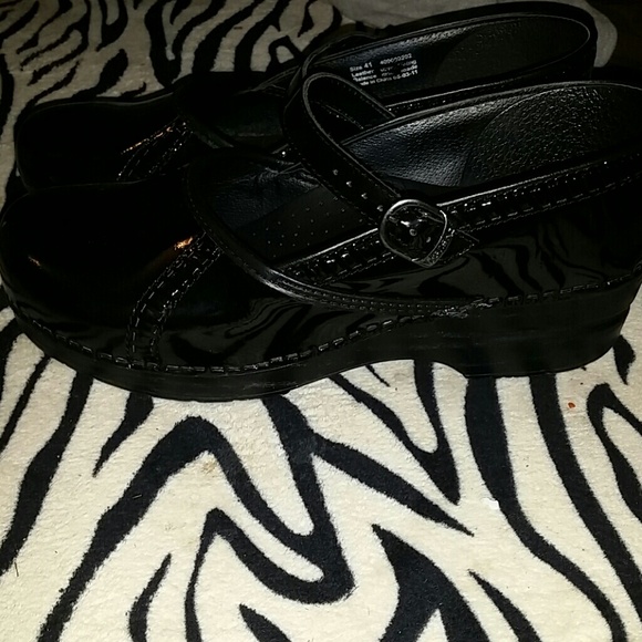 Shiny Black Dansko Clogs size 41