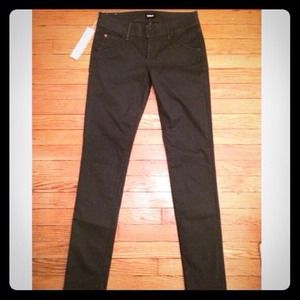Hudson Collin Skinnys Size 27