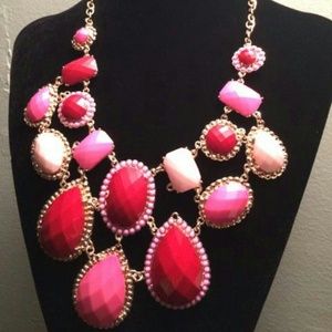 Beautiful fashion necklace