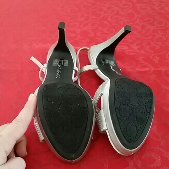 Silver Rinestone Rampage stilettos. NWOT - Picture 3 of 3