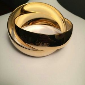 Double bangle