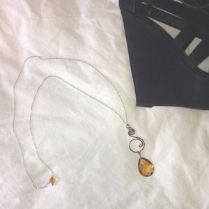 •• l o n g • c r y s t a l • n e c k l a c e ••