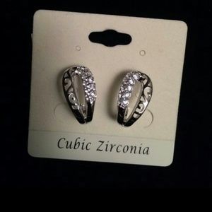 Fabulous cubic and silver earrings