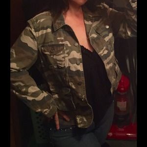 Sexy Ladies cut mossimo camouflage jacket