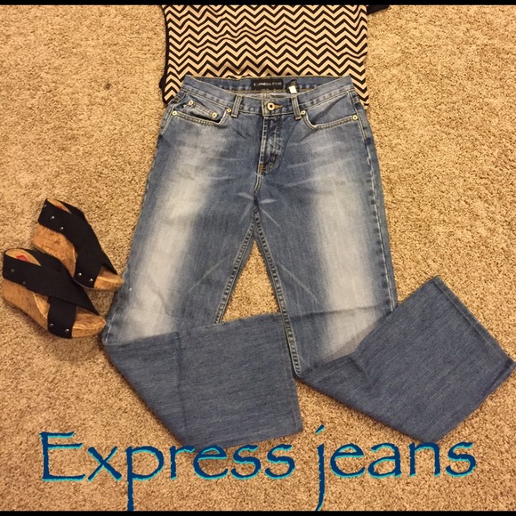 Express jeans and Gap shirt ⛔️bundle⛔️