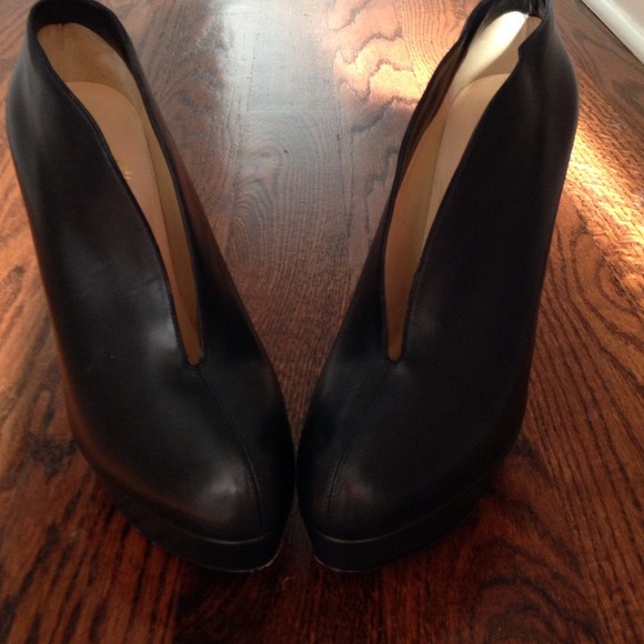 Fierce louboutin bootie