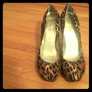 Cheetah high heels shoes