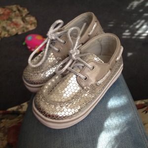 Newborn/infant sperrys!