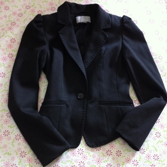 Saved for lmbgxxx💕💕H&M grey jacket size 2