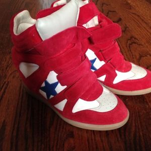 Sneaker chic!!!! Isabel marant