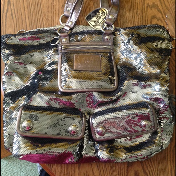 Coach Poppy Sequin XXL bag