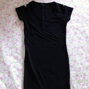 Black casual dress