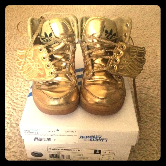 Jeremy Scott Adidas