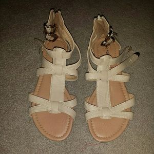Worn 1 time Nude sandals size 8