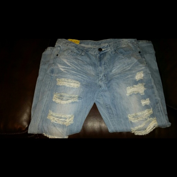 Boyfriend holey jeans