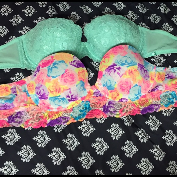 Bundle VS PINK Bras