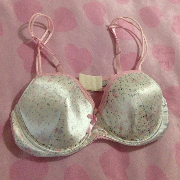 🍀Charlotte Russe 36C bra