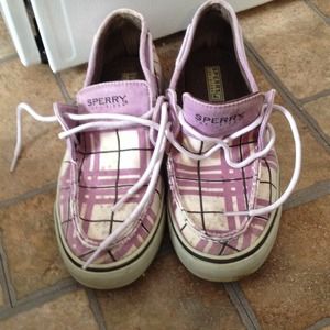 ADORABLE purple plaid sperry boat shoe loafer