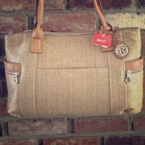 Relic medium tote bag, leather straps and details!