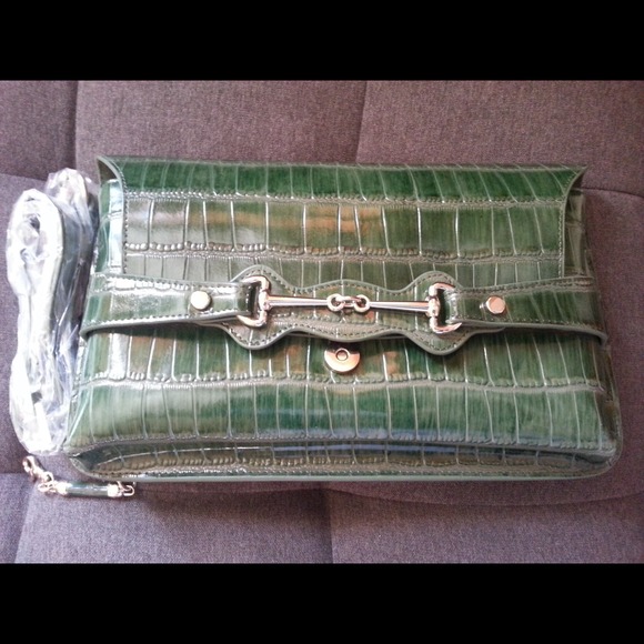 Brand New Green Patent Clutch
