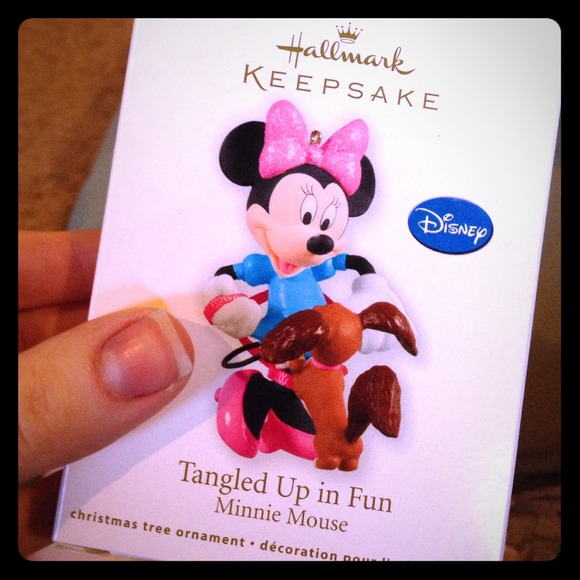 Minnie Mouse ornament from hallmark brand new