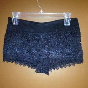 Lace shorts