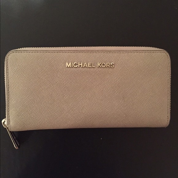 Michael Kors wallet