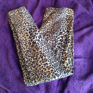 Cheetah print size large leggings.