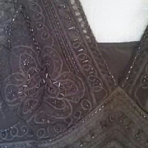 Top - Picture 2 of 3