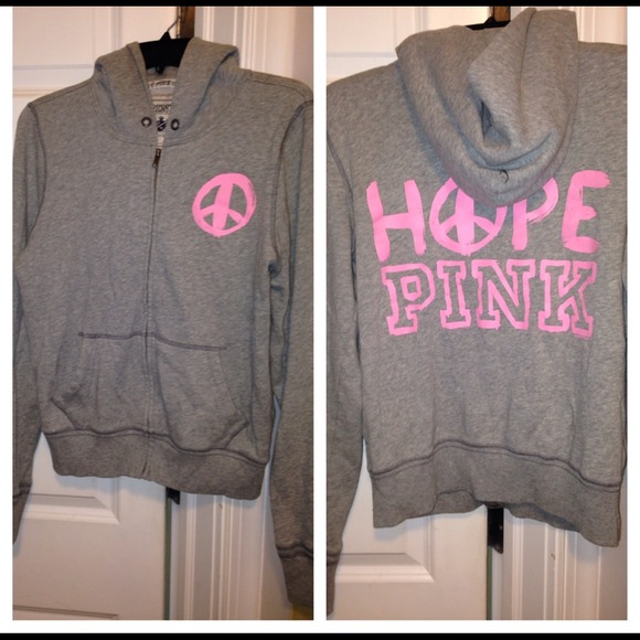 VS HOODIE SIZE LARGE IN GOOD CONDITION