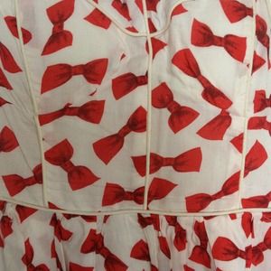 Strapless Bow dress.