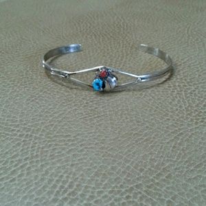 Silver turquoise bracelet.