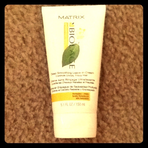 Biolage smoothing leave in cream