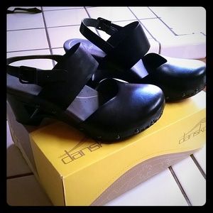 Womens Dansko wedges