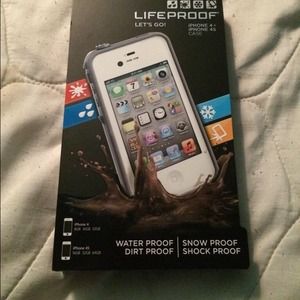White iPhone 4/4s lifeproof