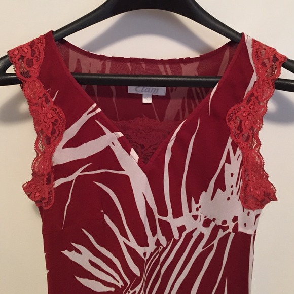 Red & White Chiffon Dress with Lace - Picture 3 of 5