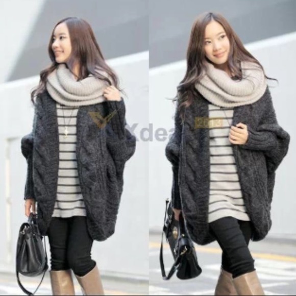 🎉HP 10/30/15🎉Dark Gray loose batwing cardigan - Picture 3 of 4